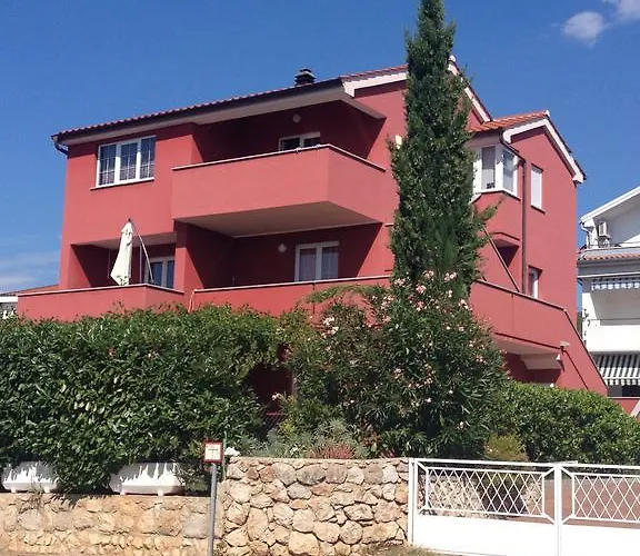 Apartments Mare