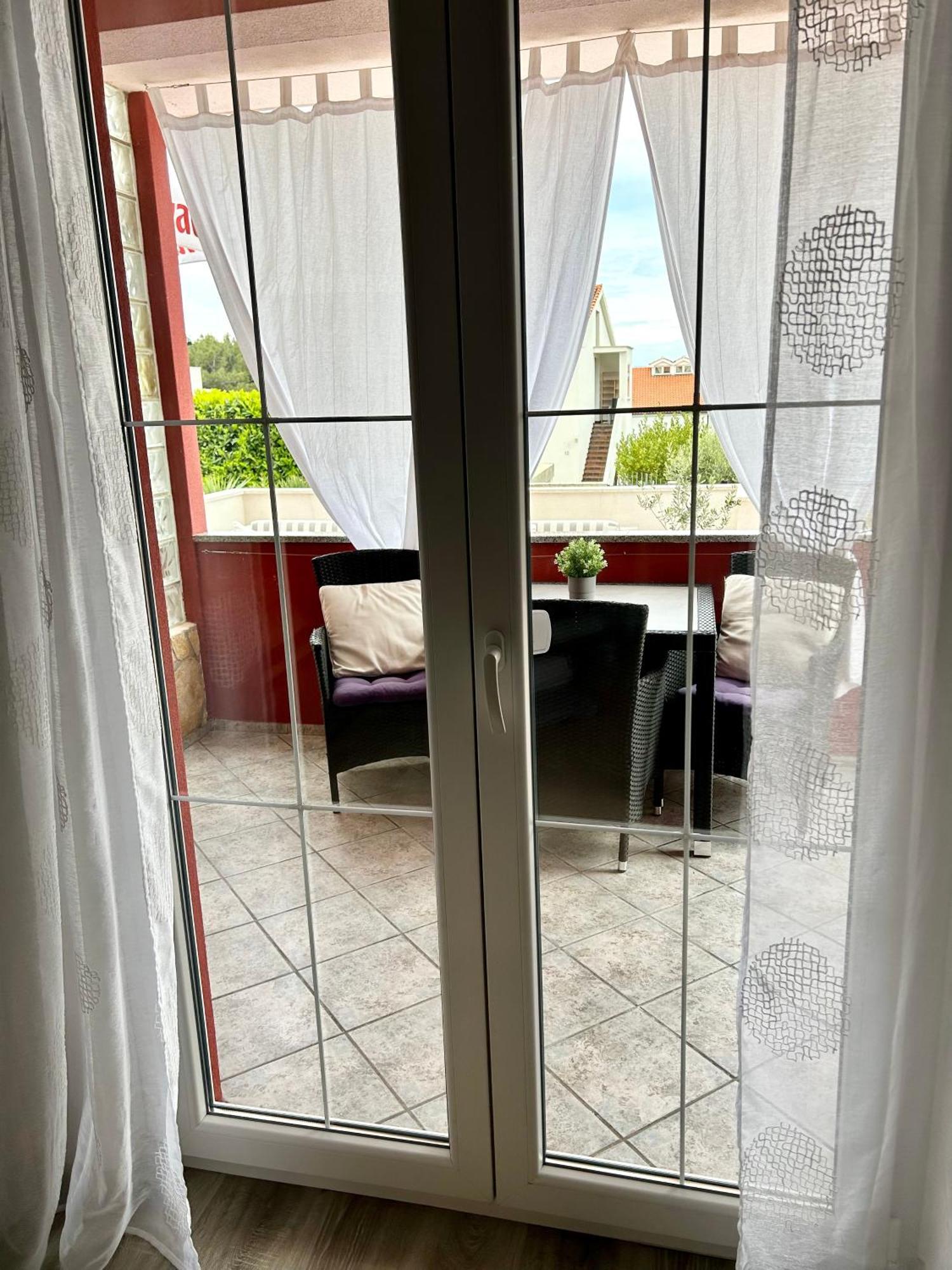 Mare Apartment *
