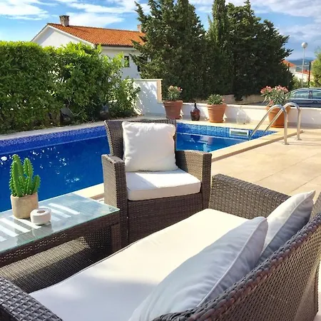 Apartments Mare Punat Exterior photo
