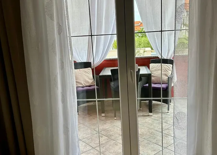 Apartments Mare